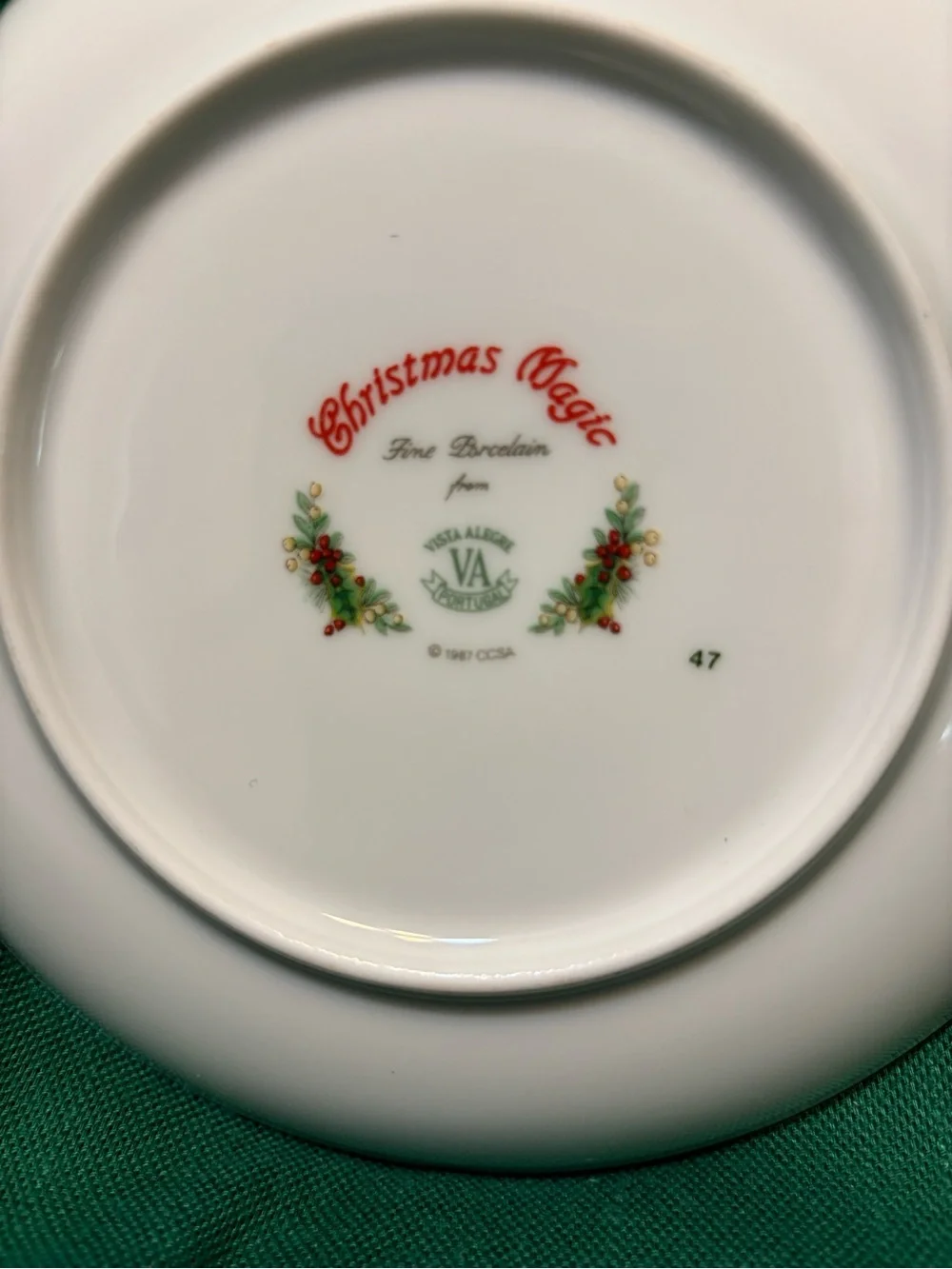 Vista Alegre Christmas Magic Cup and Saucer with Train Pulling Gifts